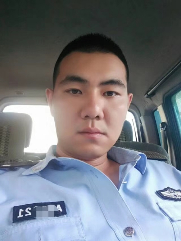 如果不爱请别伤害的第一张照片--哈尔滨残疾人相亲网